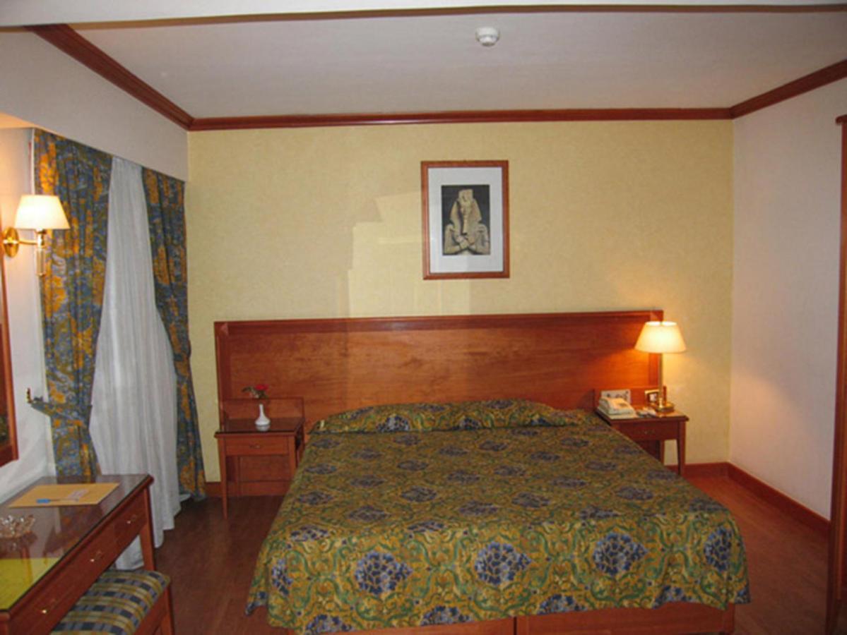 Philippe Luxor Hotel Exterior photo