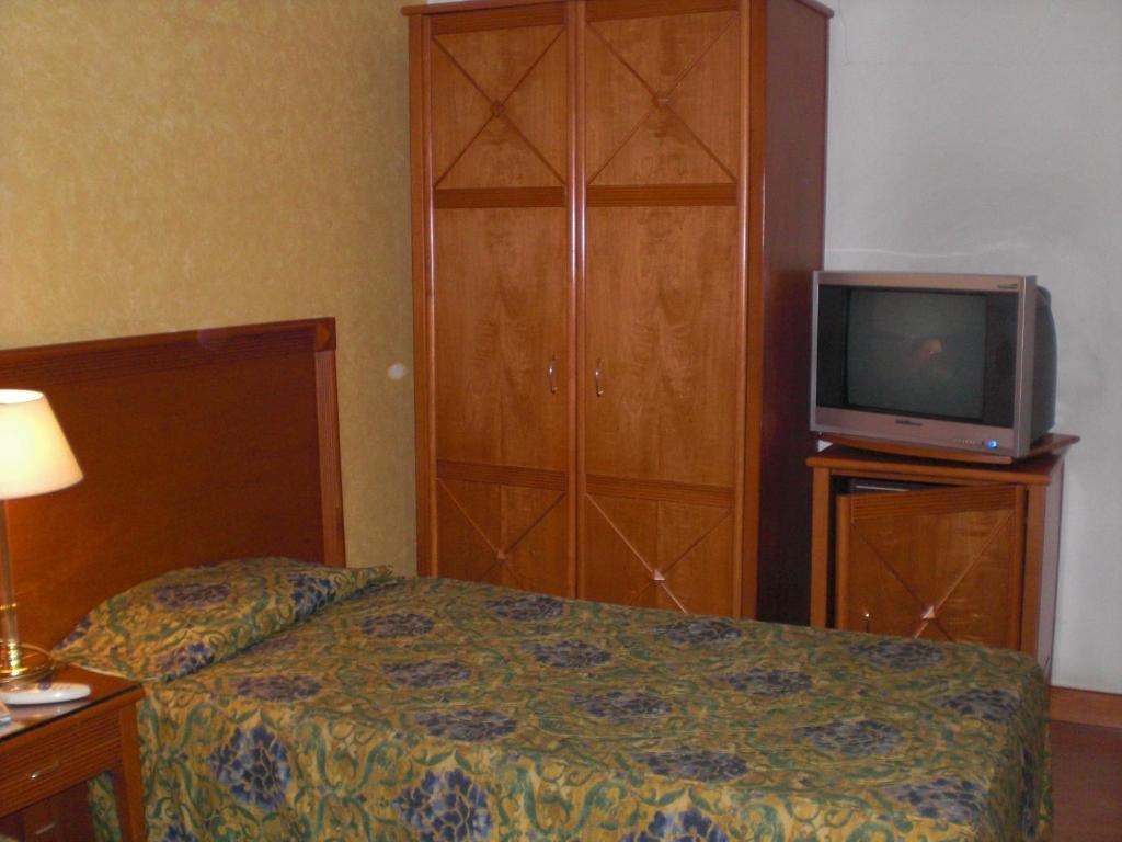 Philippe Luxor Hotel Room photo